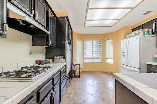 Building Photo - 40207 Mimulus Way