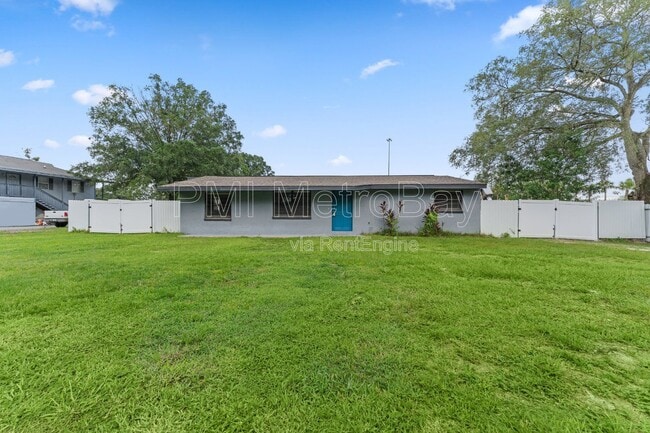 Building Photo - 6121 N Falkenburg Rd