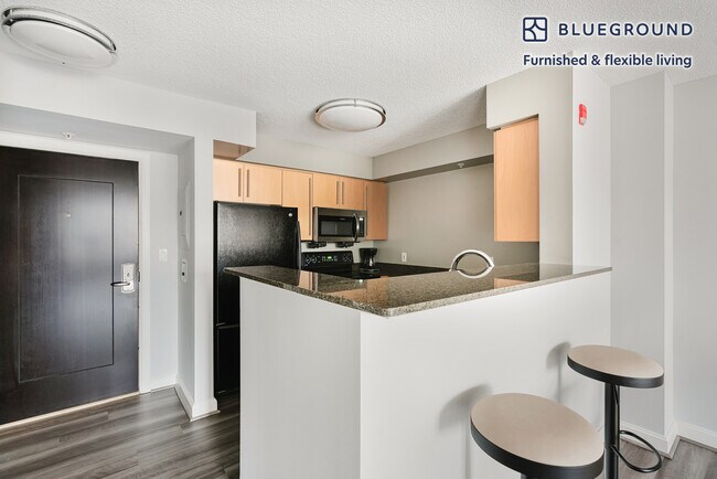 Building Photo - 4835 Cordell Ave