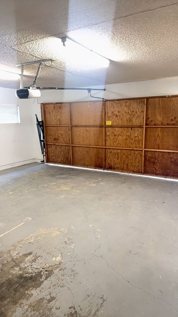 Building Photo - Great studio apartment in Hayward,