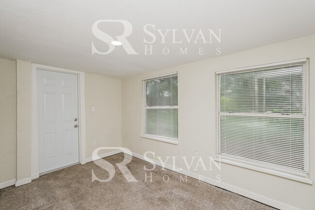 Building Photo - Experience the Lifestyle awaiting you!