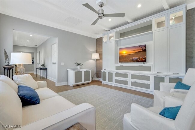 Building Photo - 160 Broad Ave S