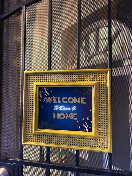 Building Photo - 250 Trumbull Ave