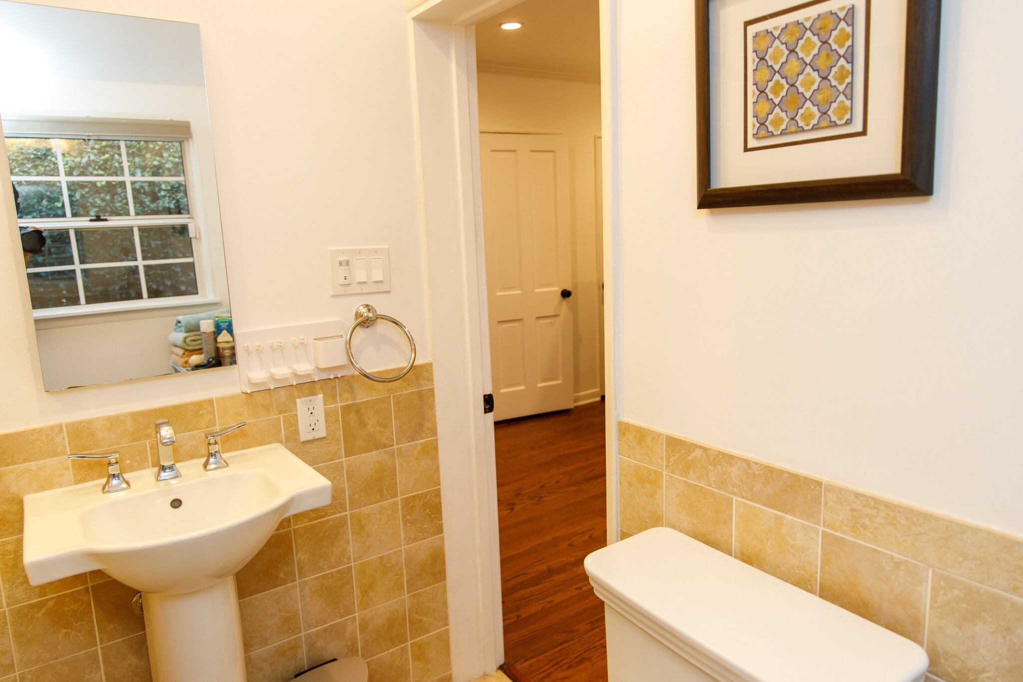 2nd Bath - 11364 Homedale St