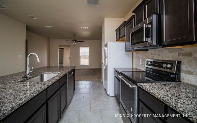 Building Photo - 1519 Rattler Ln