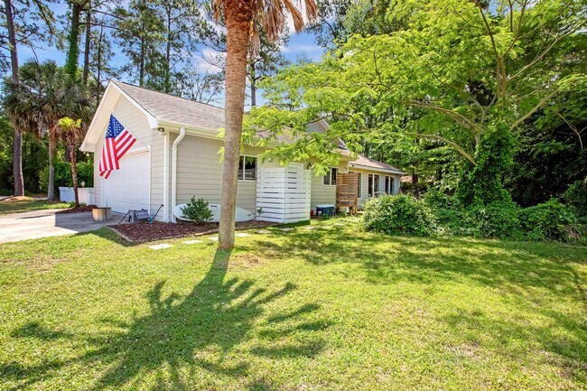 Building Photo - 6427 Green Arbor Ln