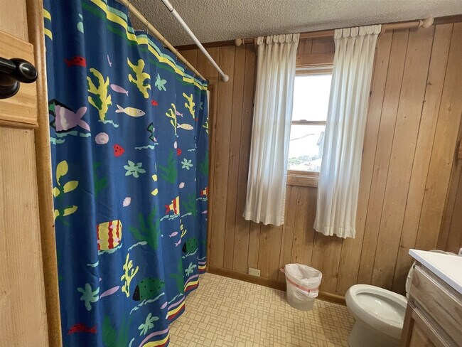 Building Photo - 57144 Lighthouse Rd