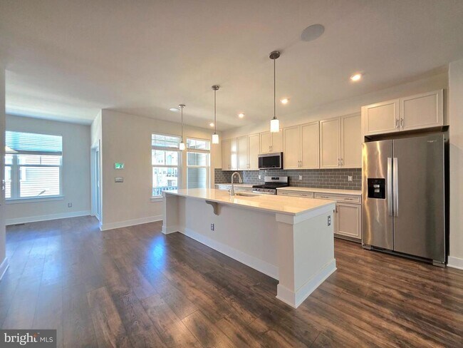 Building Photo - 1552 Meadowlark Glen Rd