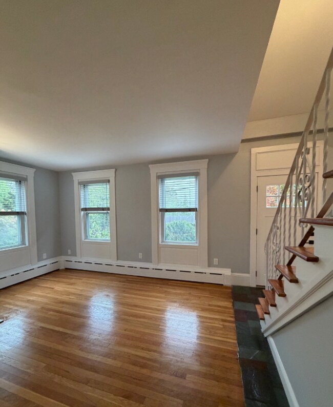 Building Photo - 148 Russells Mills Rd