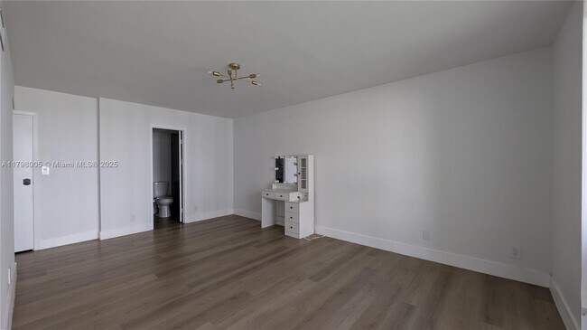 Building Photo - 851 Three Islands Boulevard