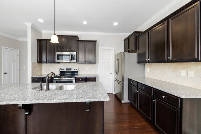 Building Photo - 26 Stonemoor Cir