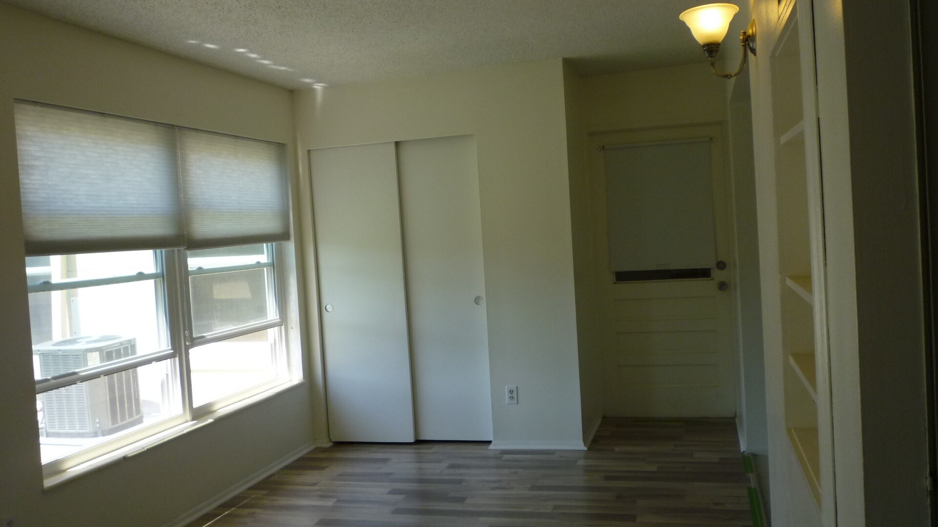 Building Photo - 2402 Ecuadorian Way