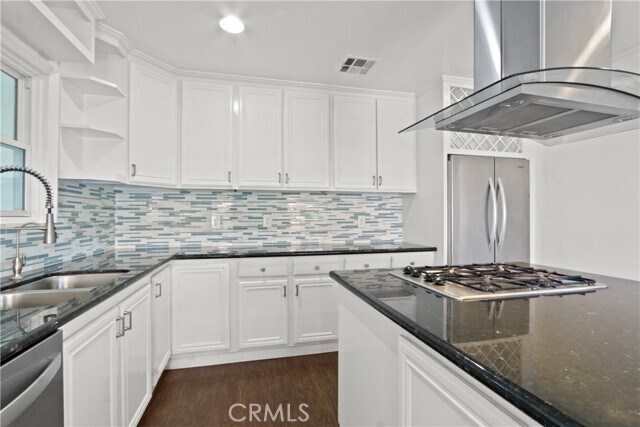 Building Photo - 4512 E Rosada St