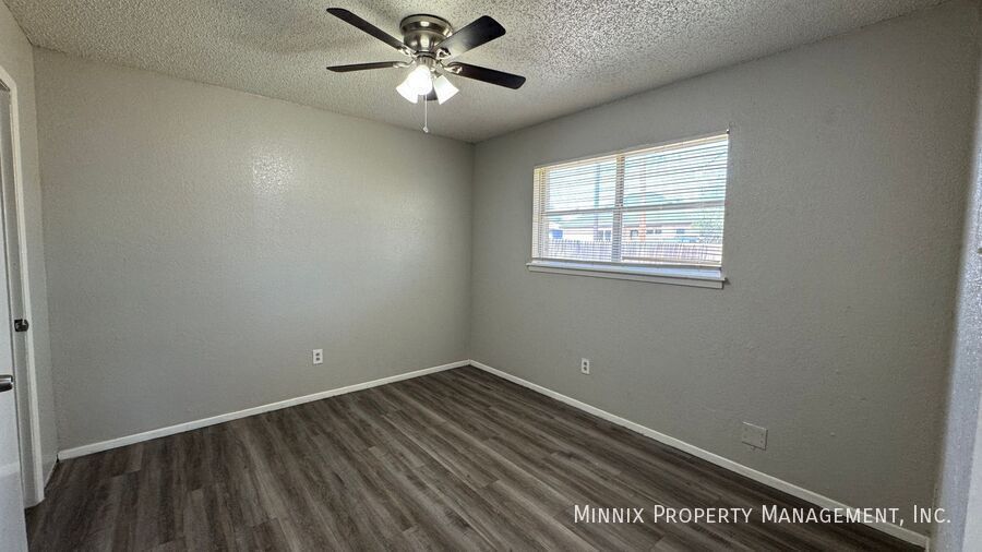 Building Photo - 2302 40th St