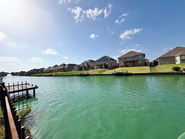Building Photo - 24018 Cannon Anello Ct