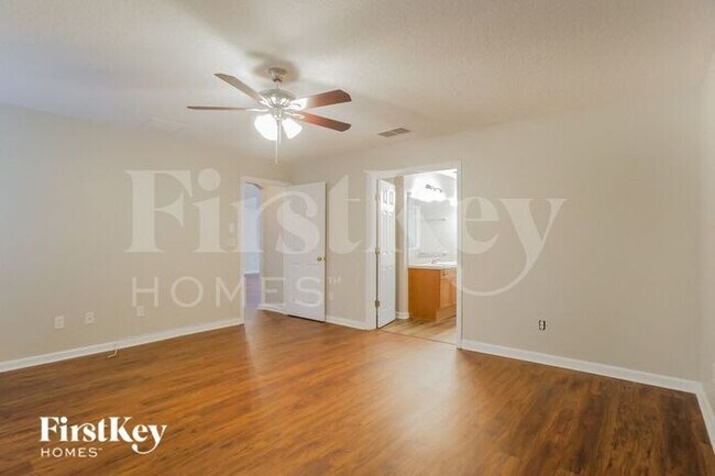 Building Photo - 1209 Splendid Ravine St
