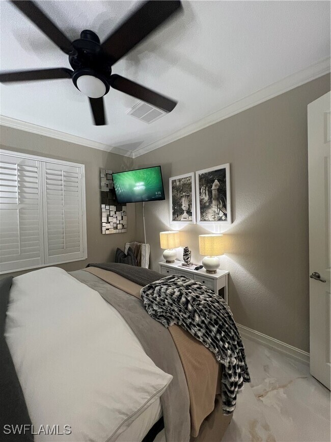 Building Photo - 9081 Albion Ln S