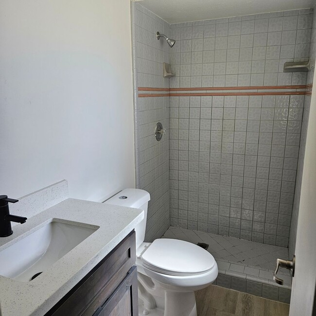 Building Photo - Remodeled home for Rent