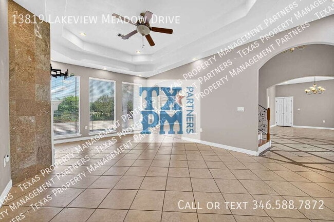 Building Photo - 13819 Lakeview Meadow Dr