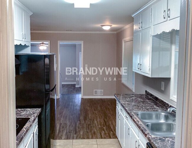 Building Photo - MOVE IN BY JUNE 23rd AND RECEIVE HALF  OFF...