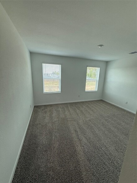 Building Photo - 1002 Moon Drop Ln