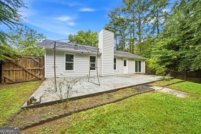 Building Photo - 210 Meadow Run