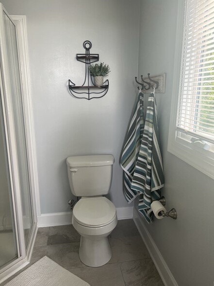 Private Bath 1 - 14534 Waterside Dr