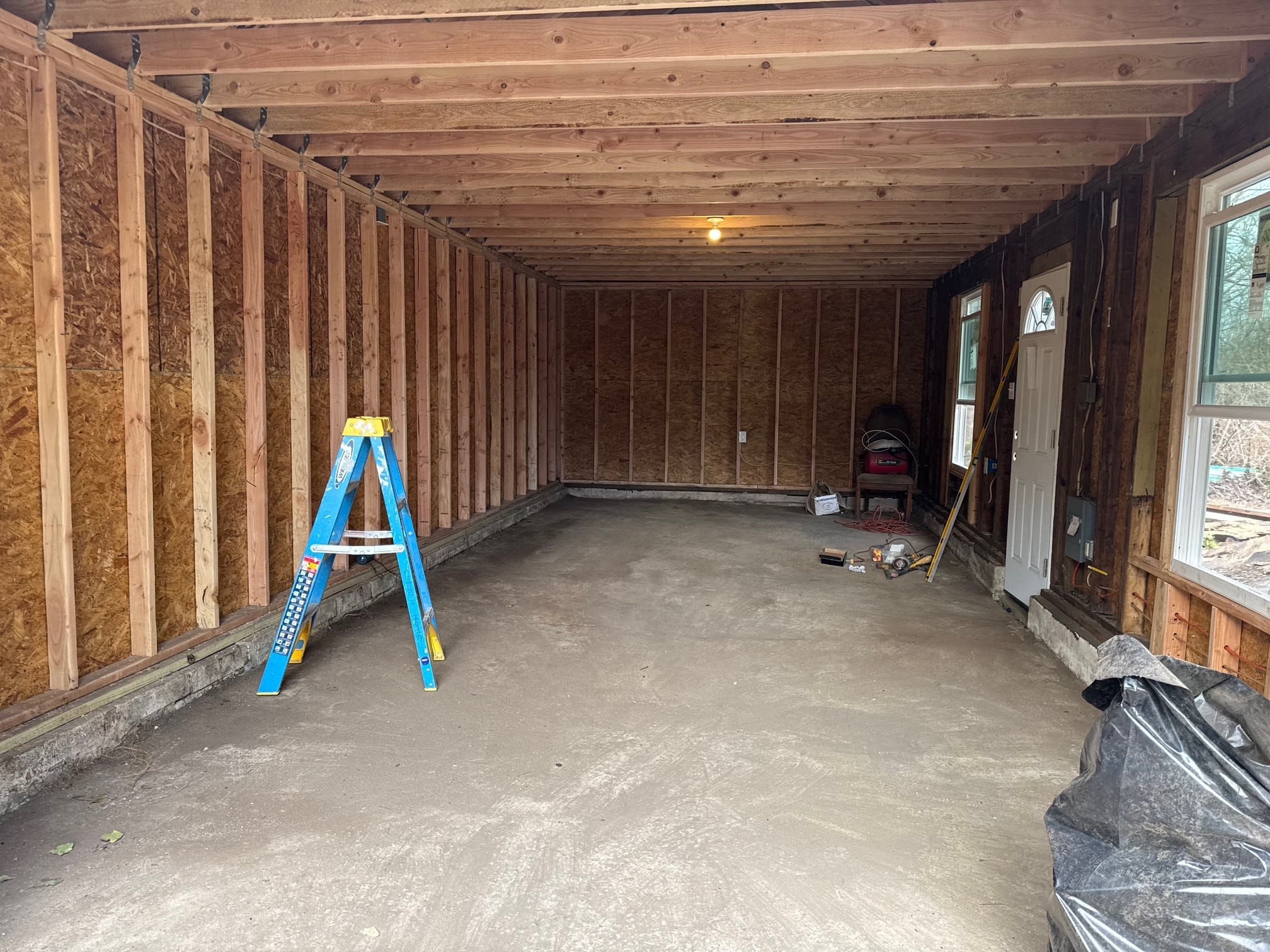 14 x 28 Garage - 66 E Red Bank Ave