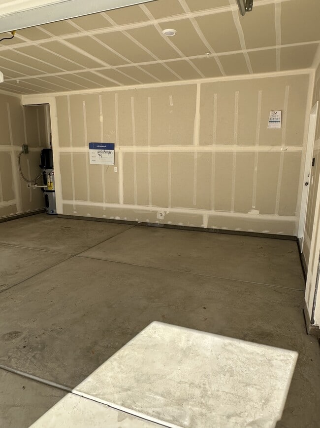 Building Photo - 4417 Hampton Wy