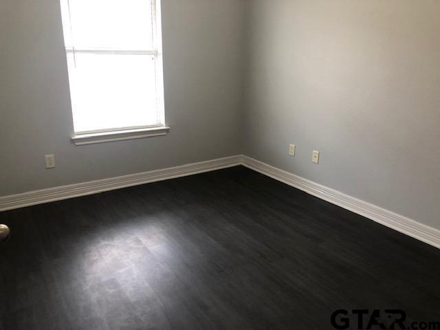 Building Photo - 217 Cass Cir