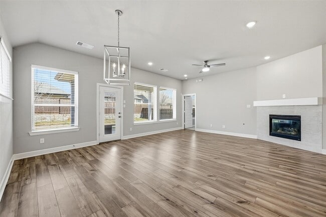 Building Photo - 1620 Mcdougall Crk