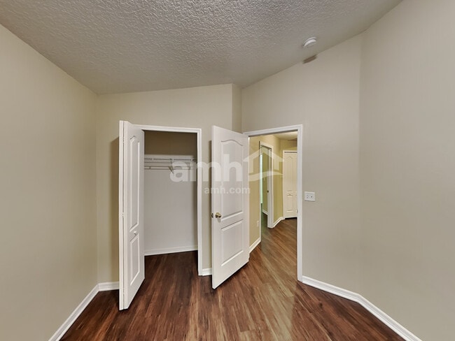 Building Photo - 8116 Canterbury Lake Boulevard