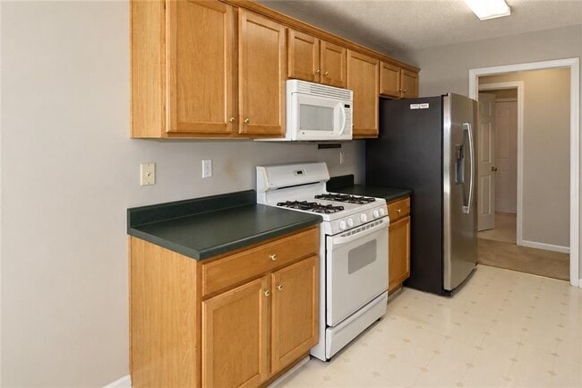 Building Photo - 227 Westwind Dr
