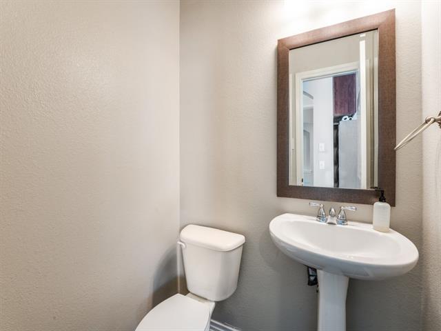 Building Photo - 2313 Campfire Ln