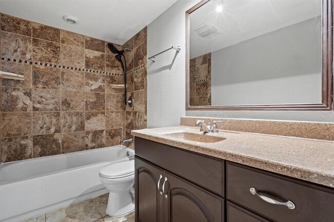 Building Photo - 9901 Willers Way