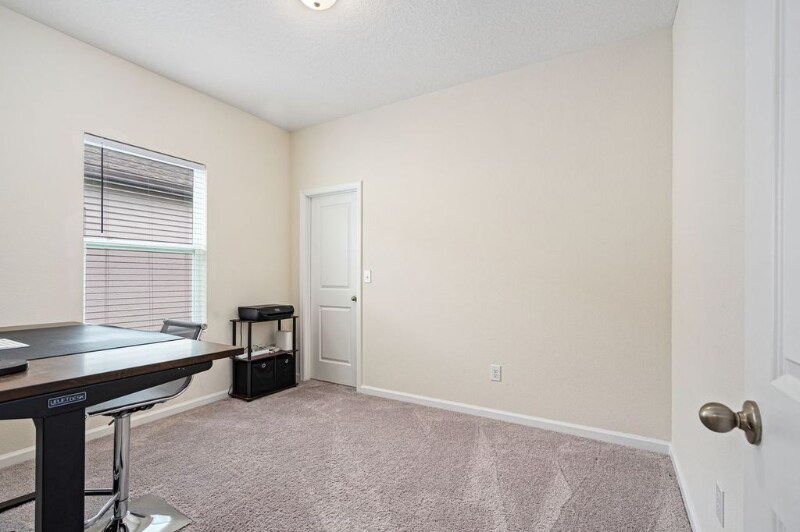 Building Photo - 2352 Litchfield Lp