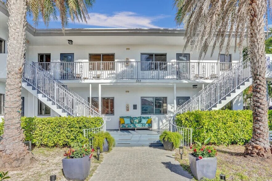 Building Photo - 333 Walnut St