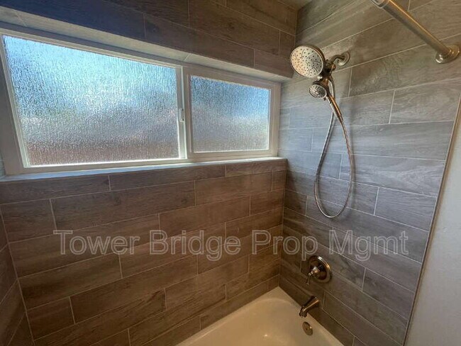 Building Photo - 8255 Oahu Dr