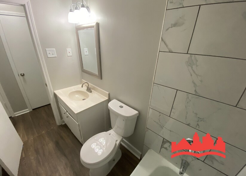 Building Photo - 3708 St Elmo Ave