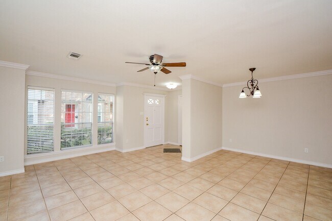 Building Photo - 13282 Trail Hollow Dr