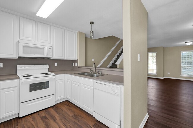 Building Photo - 155 Binnacle Ct