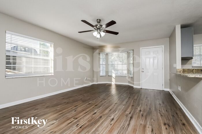 Building Photo - 7610 S Sherrill St
