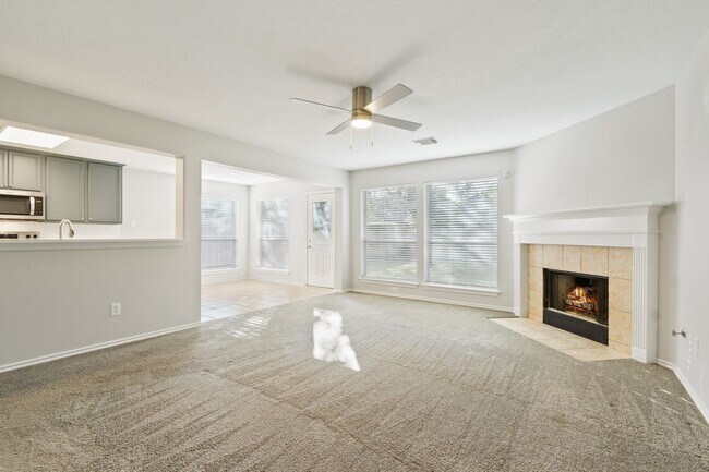 Building Photo - 21035 Summer Trace Ln