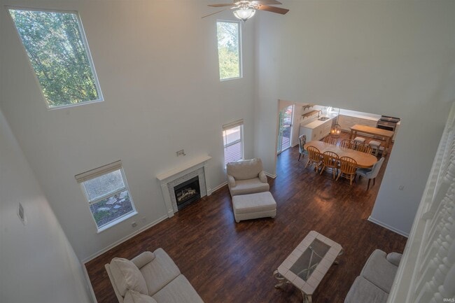 Building Photo - 2706 Grosbeak Ln