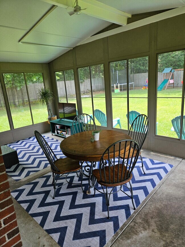 Building Photo - 6483 Gaddis Dr
