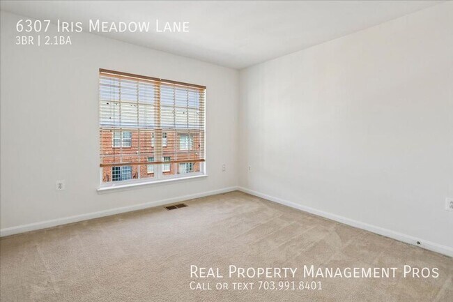 Building Photo - 6307 Iris Meadow Ln