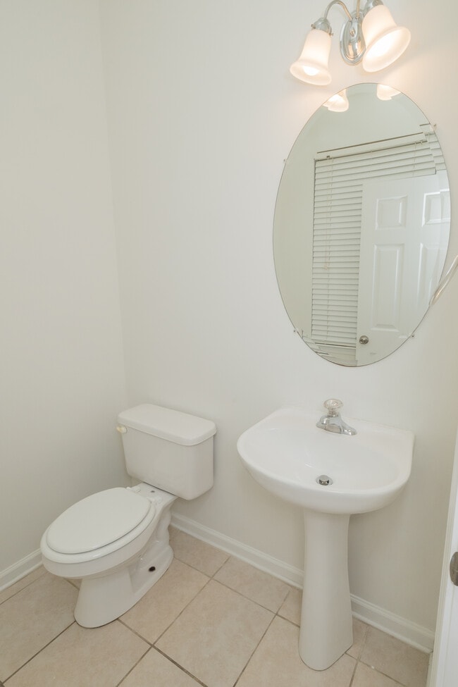 Building Photo - 8967 N Red Maple Cir