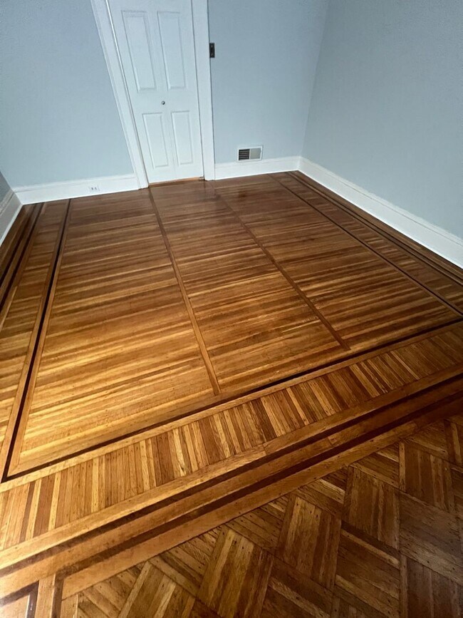 Building Photo - 815 Madison Ave