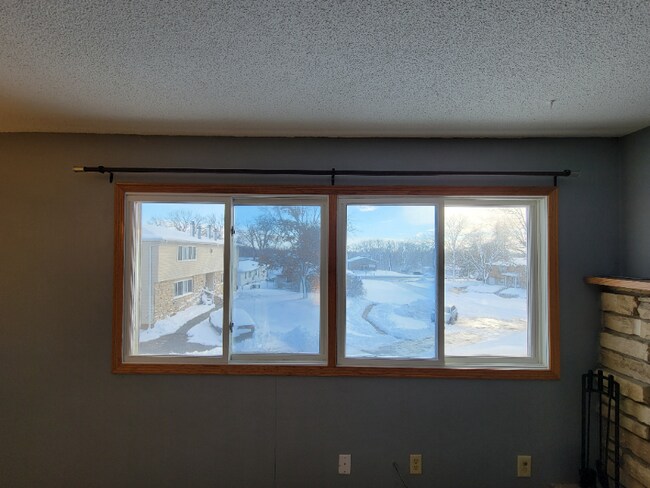 Building Photo - 1510 Oak Ridge Ln SE