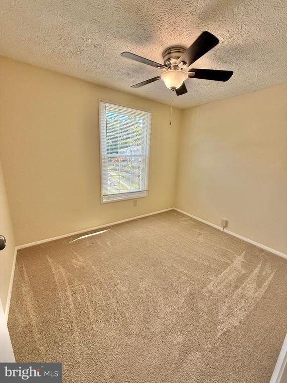 Building Photo - 8440 Rocky Knob Ct